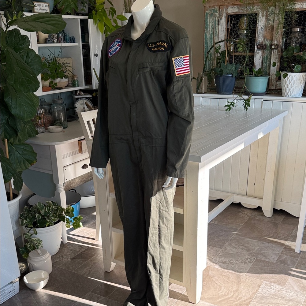 TOP GUN U.S. Navy Green Flight Suit with Patches costume spirit of Halloween